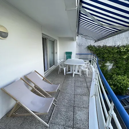 T3 Avec Terrasse Et Garage En Plein Centre De Royan, Proche Plages Et Marche - Fr-1-71-107 Apartman Royan